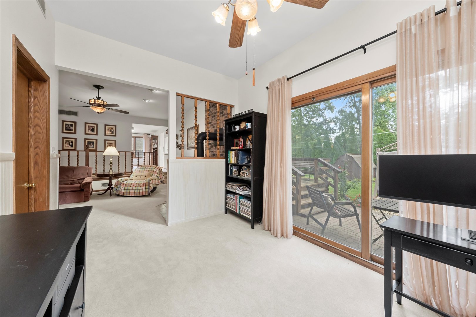 10221 S Eleanor Avenue, Palos Hills, IL 60465