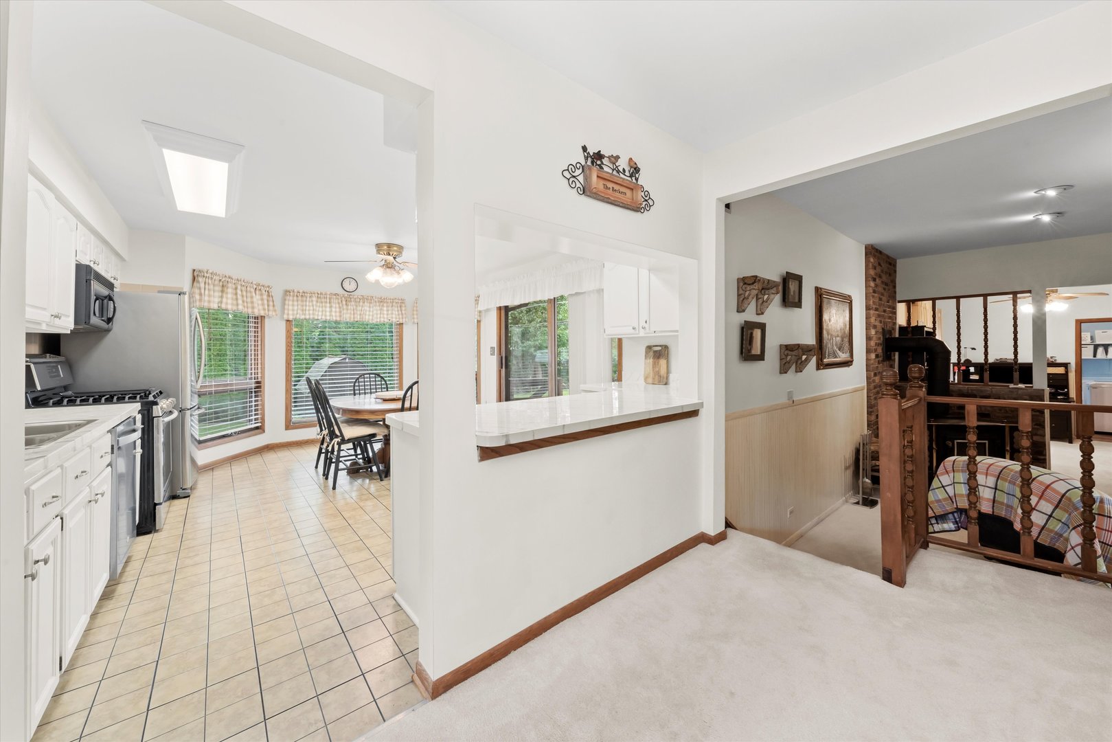 10221 S Eleanor Avenue, Palos Hills, IL 60465