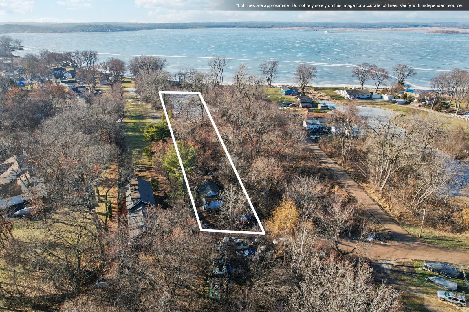 26280 W Channel Avenue, Antioch, IL 60002