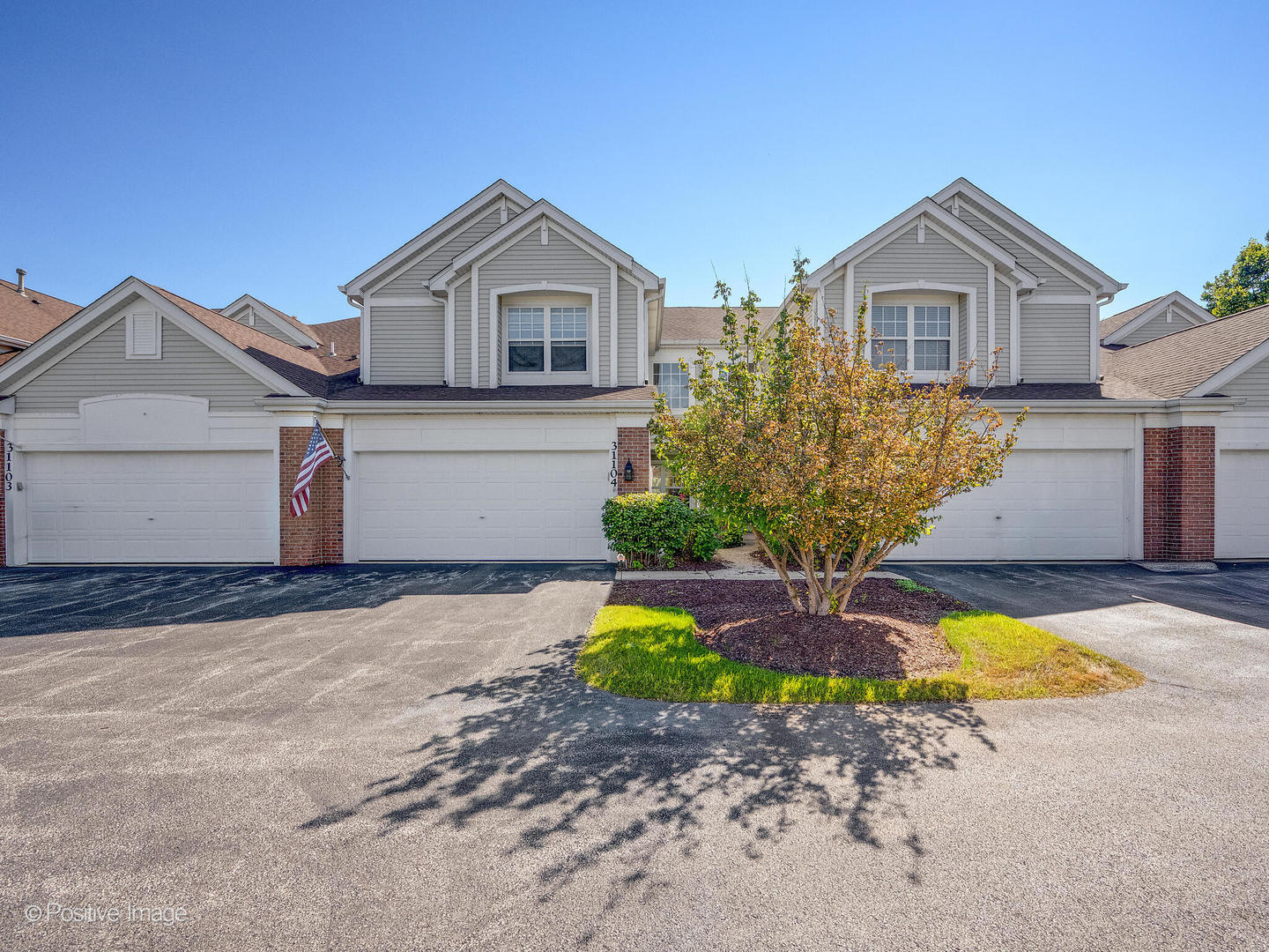 31104 Carpenter Court, Warrenville, IL 60555