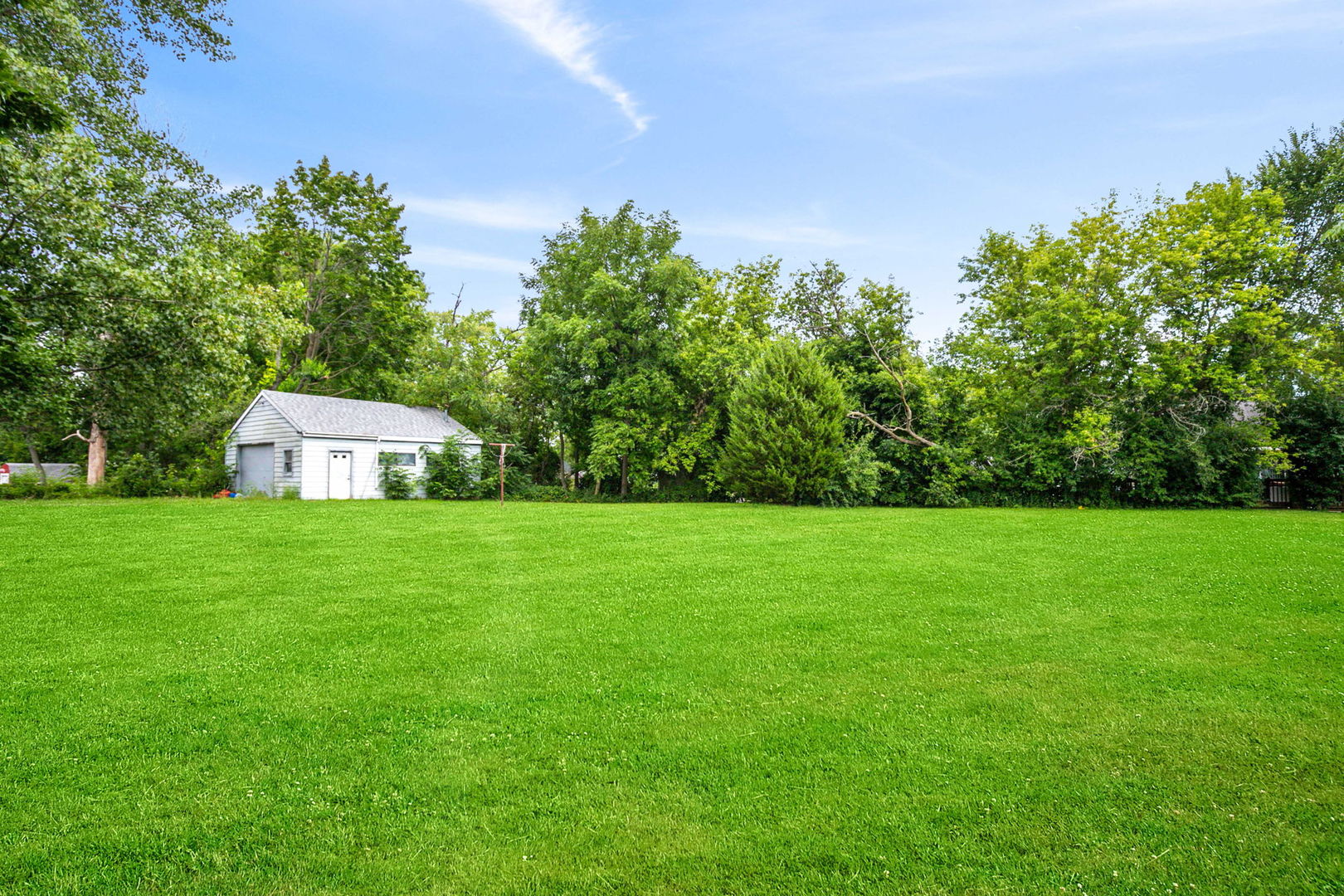 35663 N Helendale Road, Ingleside, IL 60041