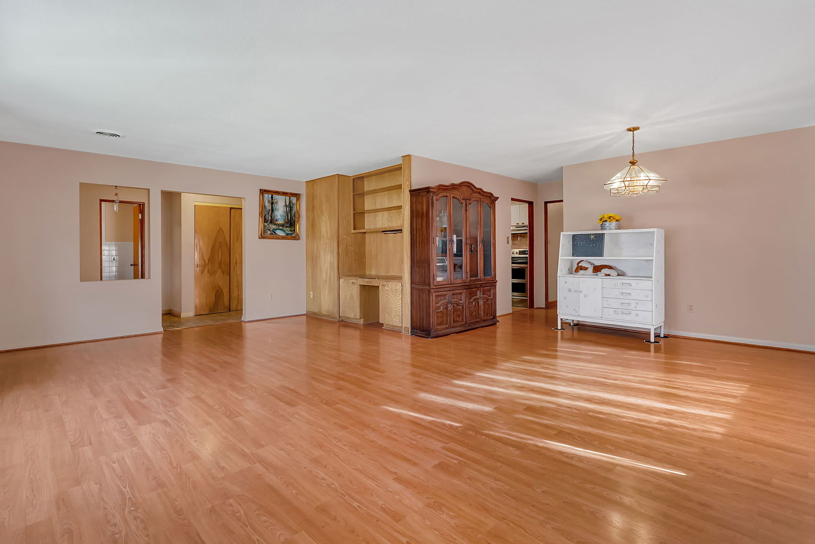 220 Earl Avenue, Joliet, IL 60436