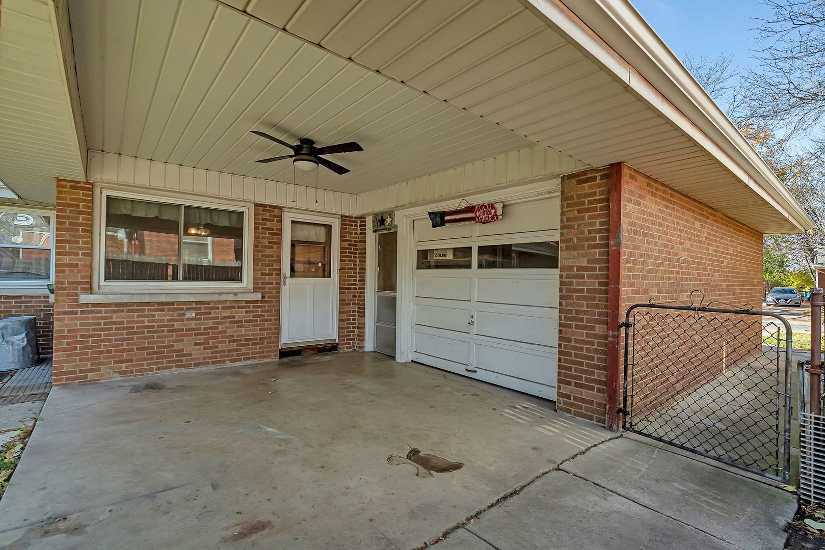 220 Earl Avenue, Joliet, IL 60436