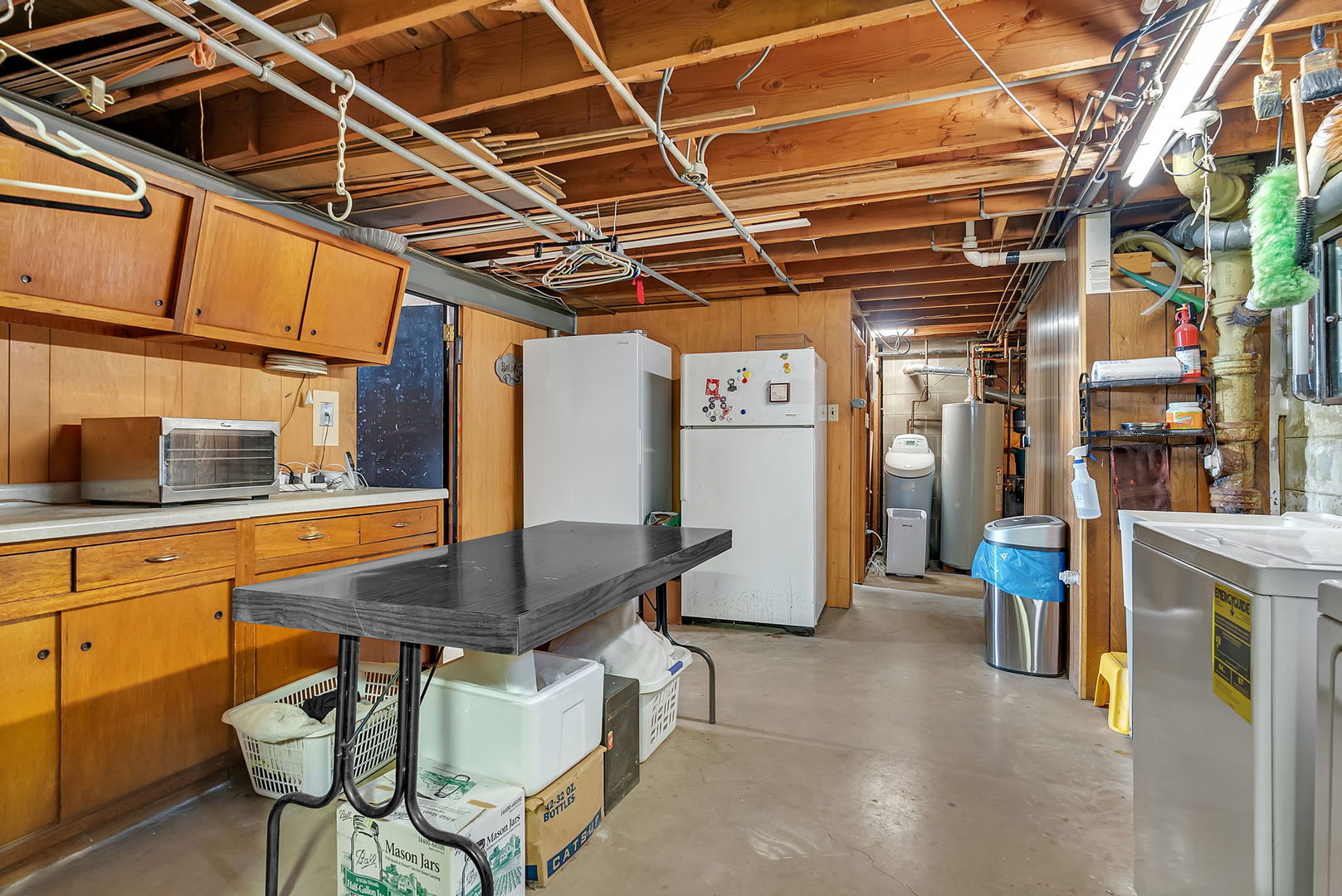 220 Earl Avenue, Joliet, IL 60436