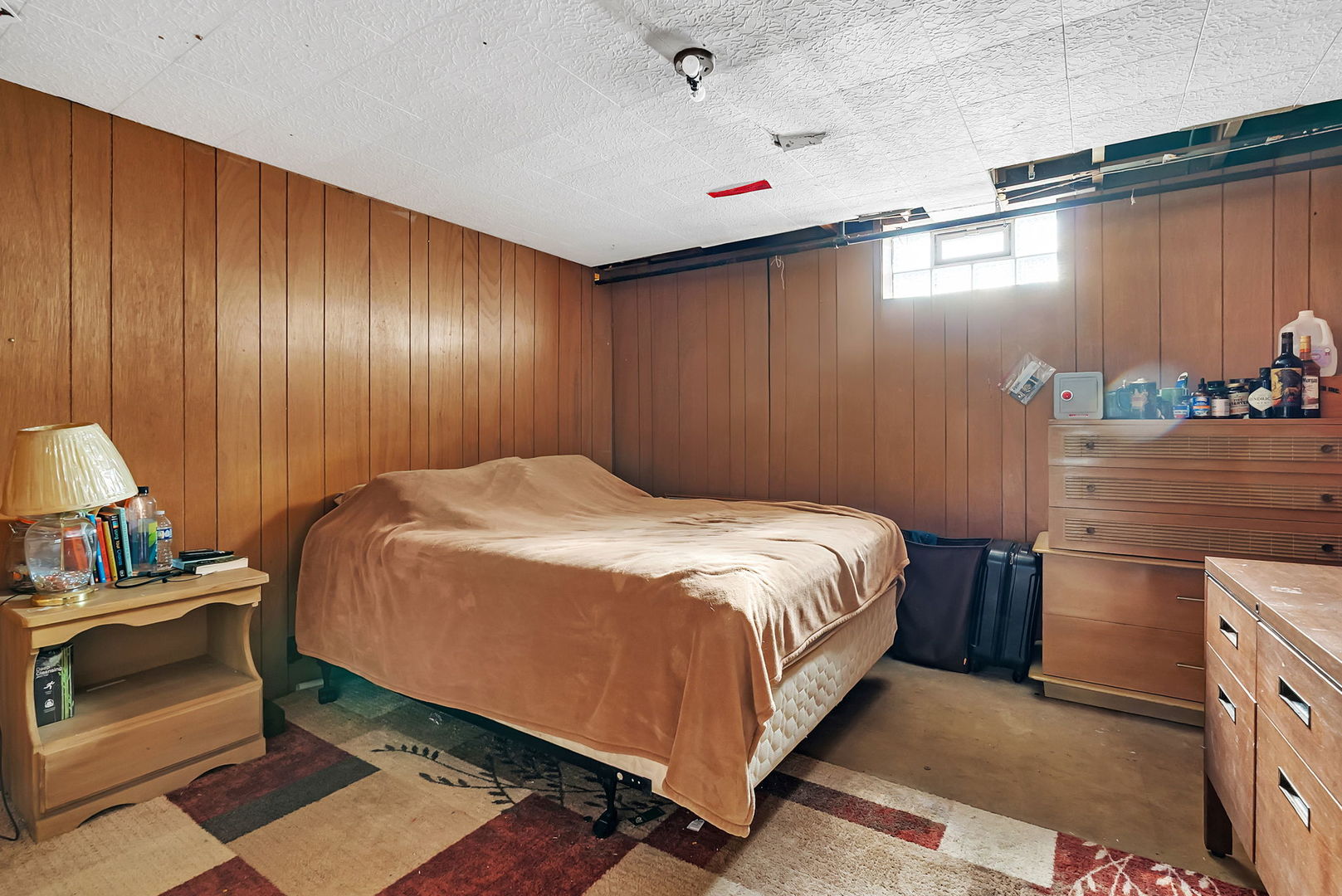 220 Earl Avenue, Joliet, IL 60436