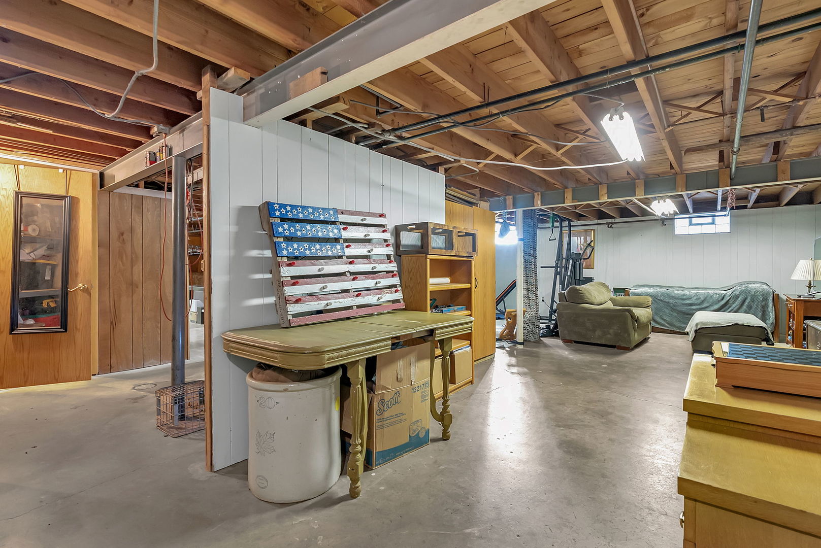 220 Earl Avenue, Joliet, IL 60436