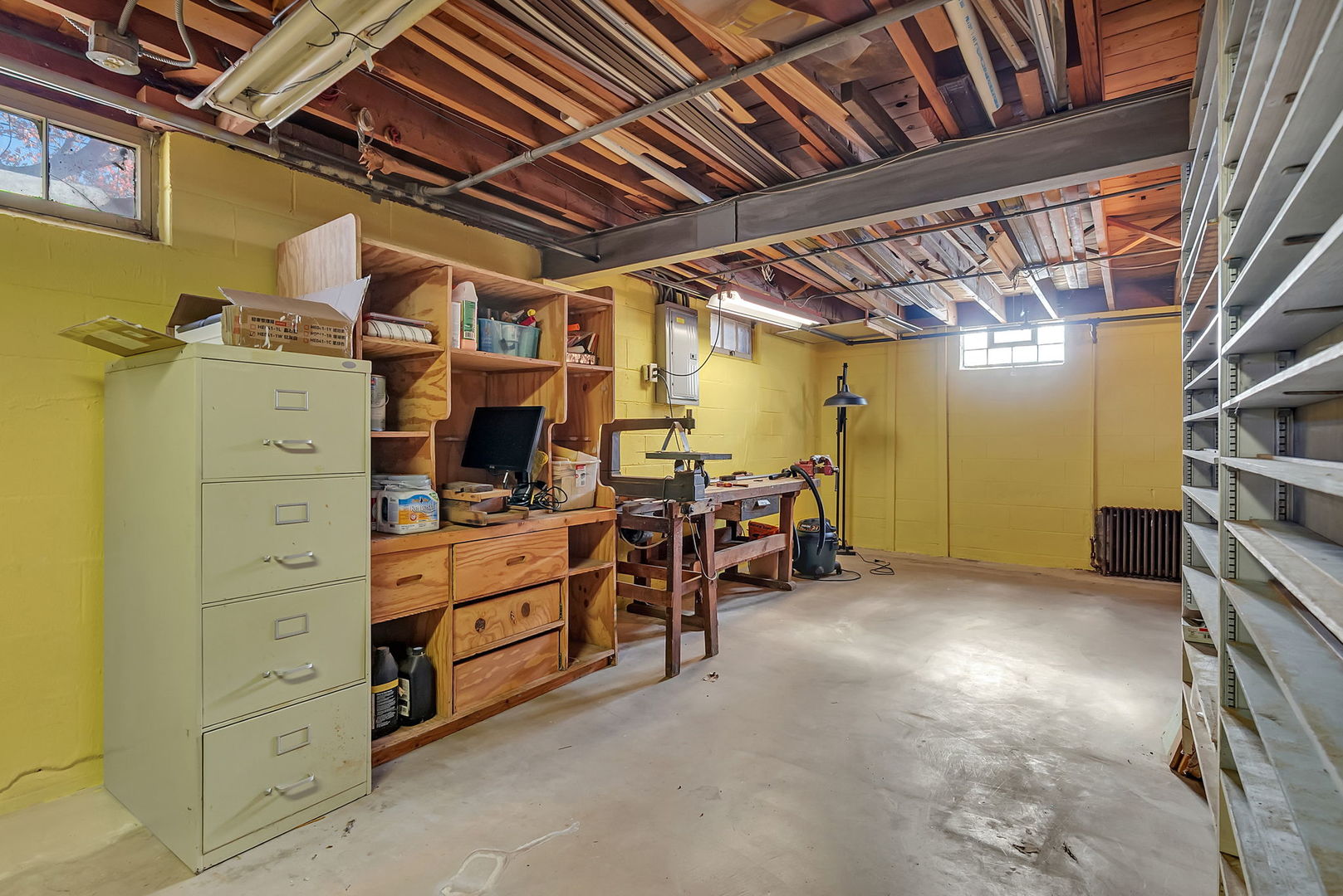 220 Earl Avenue, Joliet, IL 60436