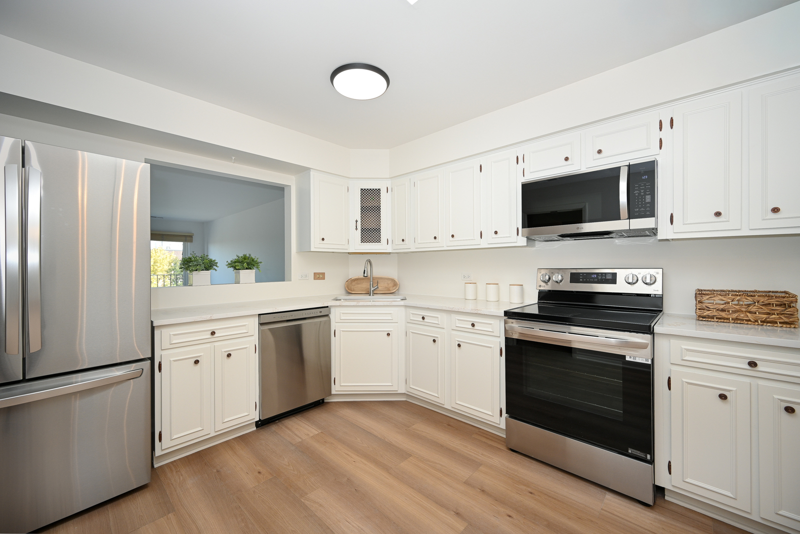 441 N Park Boulevard #5K, Glen Ellyn, IL 60137