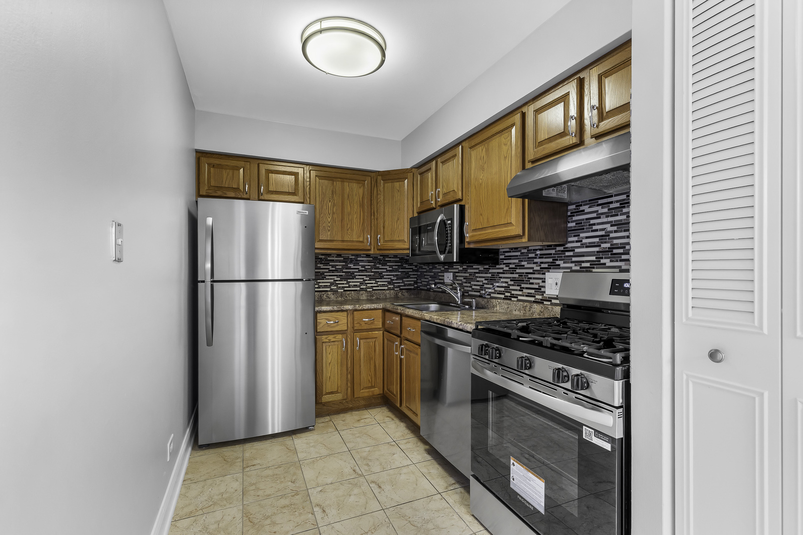 8232 Niles Center Road #304, Skokie, IL 60077