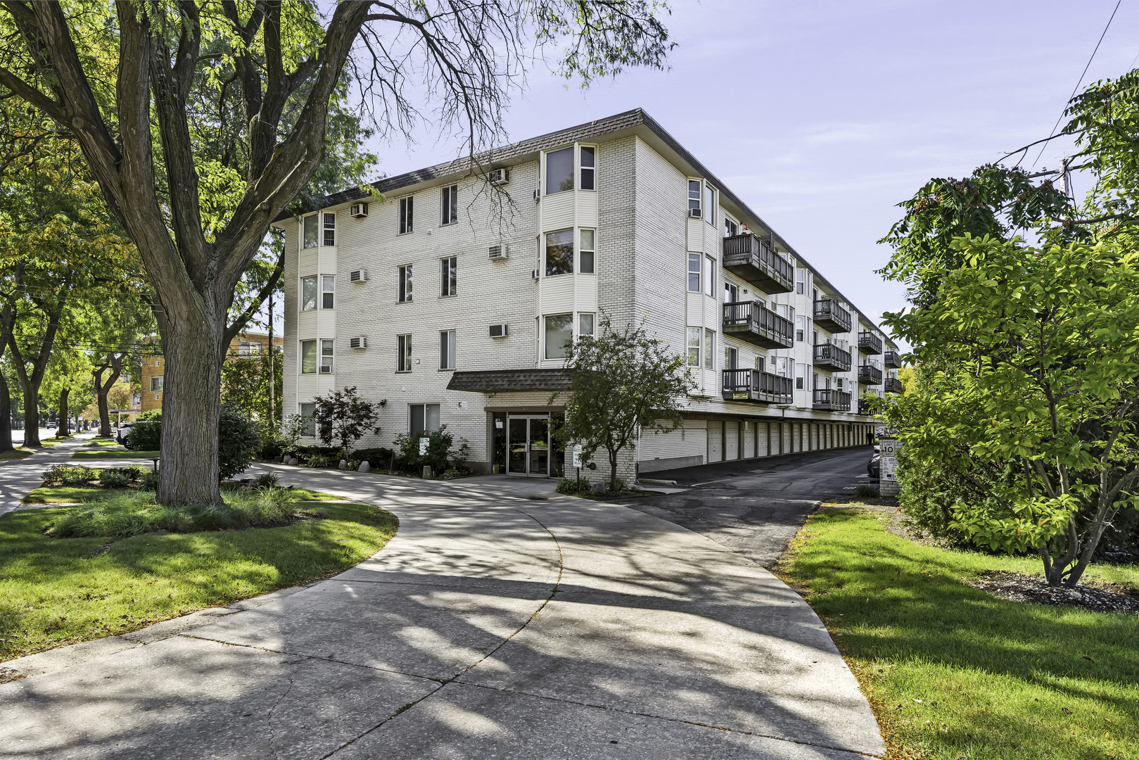 8232 Niles Center Road #304, Skokie, IL 60077