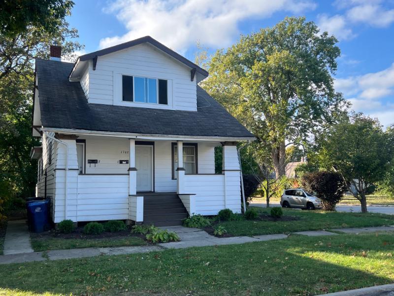 1702 Lincoln Street, North Chicago, IL 60064