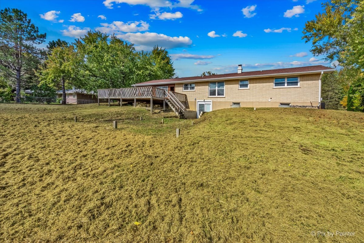 24251 W Bayview Road, Antioch, IL 60002