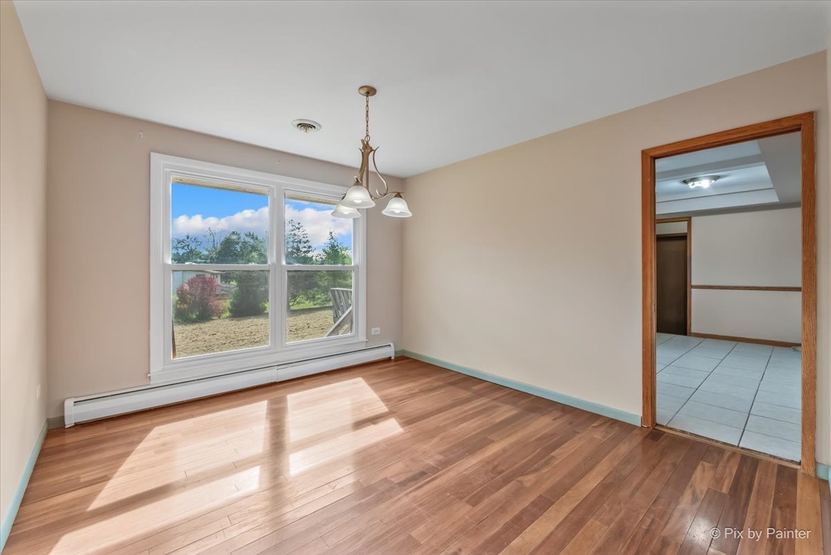 24251 W Bayview Road, Antioch, IL 60002