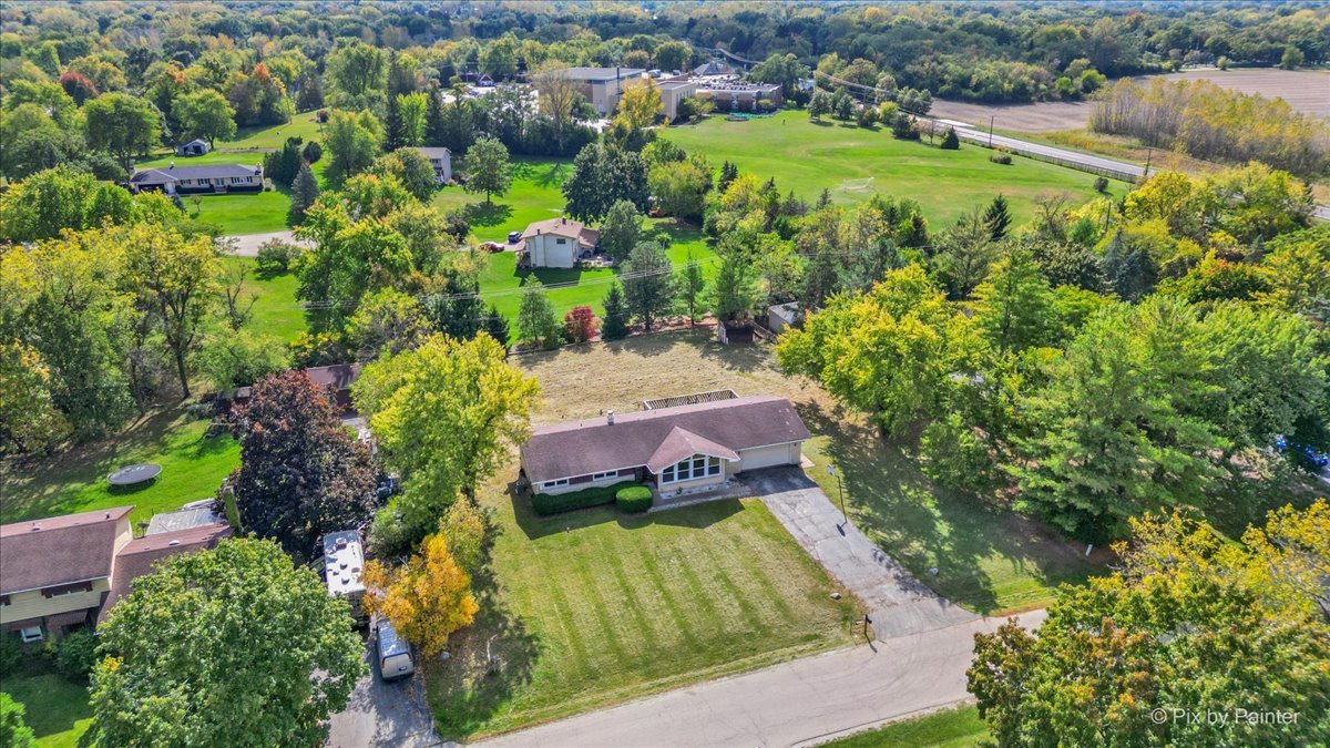 24251 W Bayview Road, Antioch, IL 60002