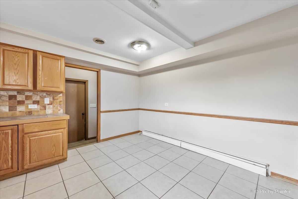 24251 W Bayview Road, Antioch, IL 60002