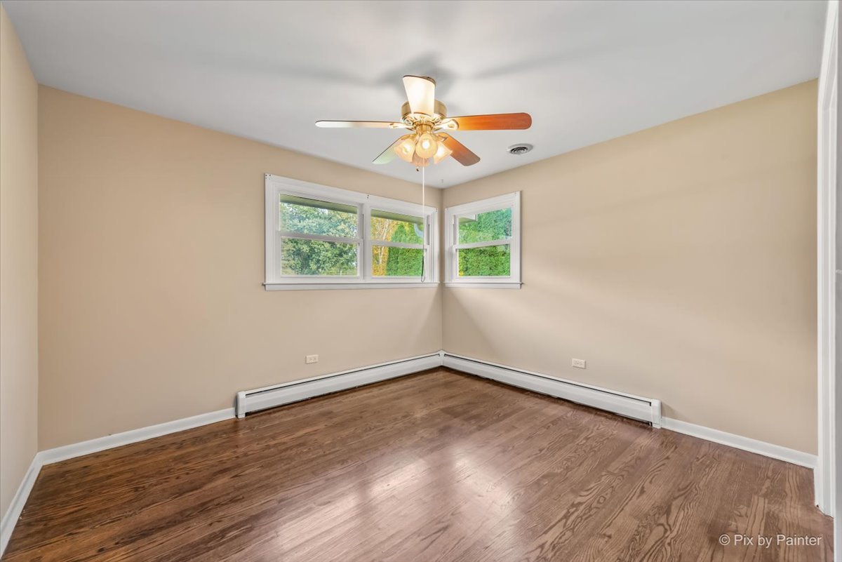 24251 W Bayview Road, Antioch, IL 60002