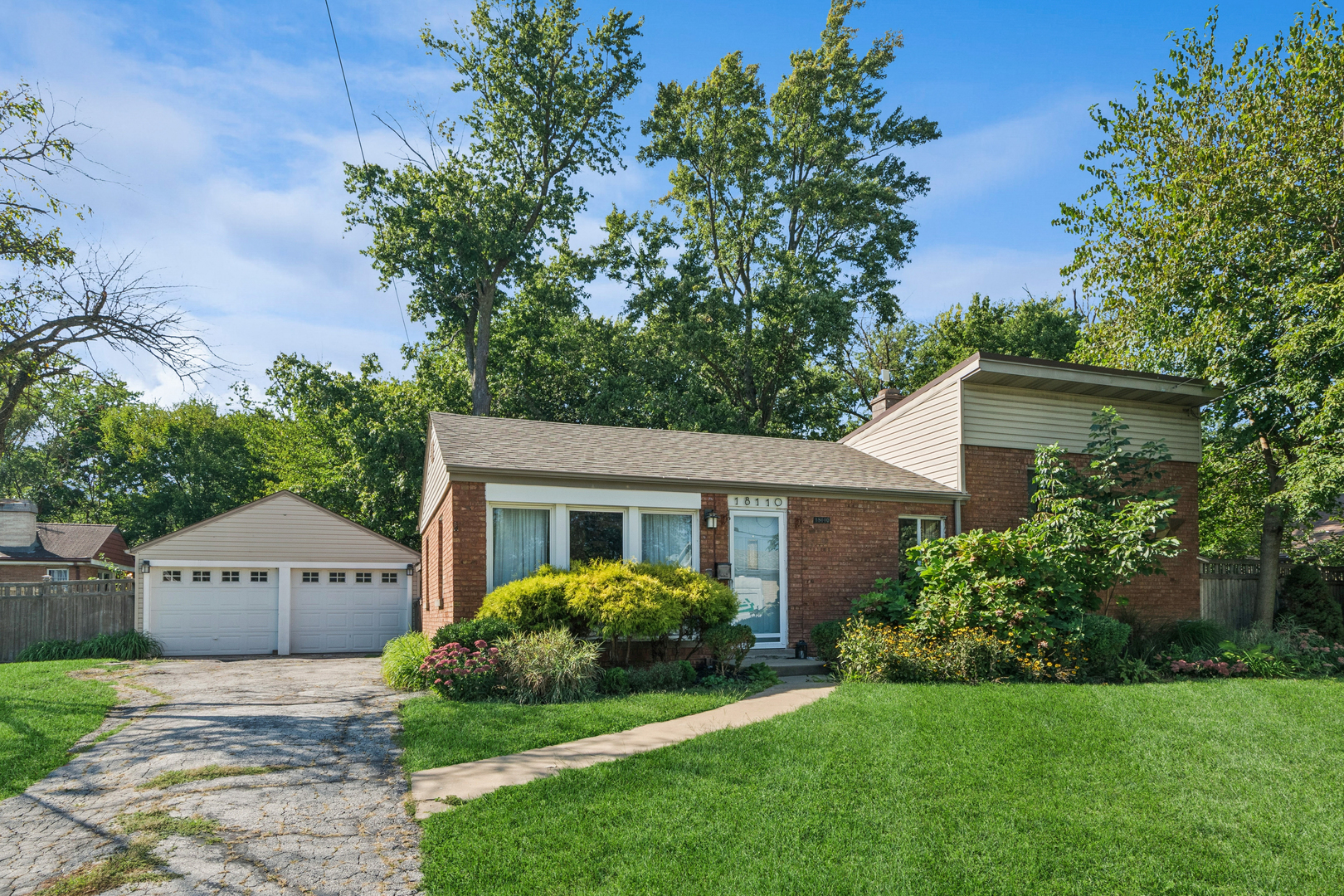 18110 Center Avenue, Homewood, IL 60430