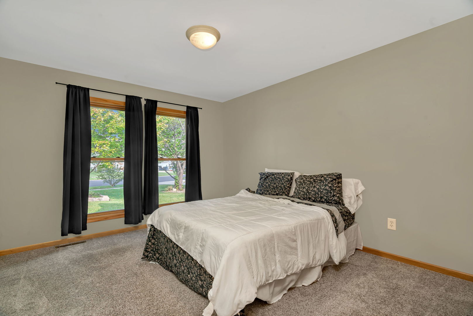 210 Kevin Drive, Diamond, IL 60416