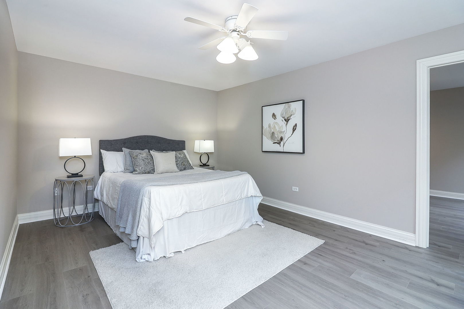 1208 Connamara Court, Westmont, IL 60559