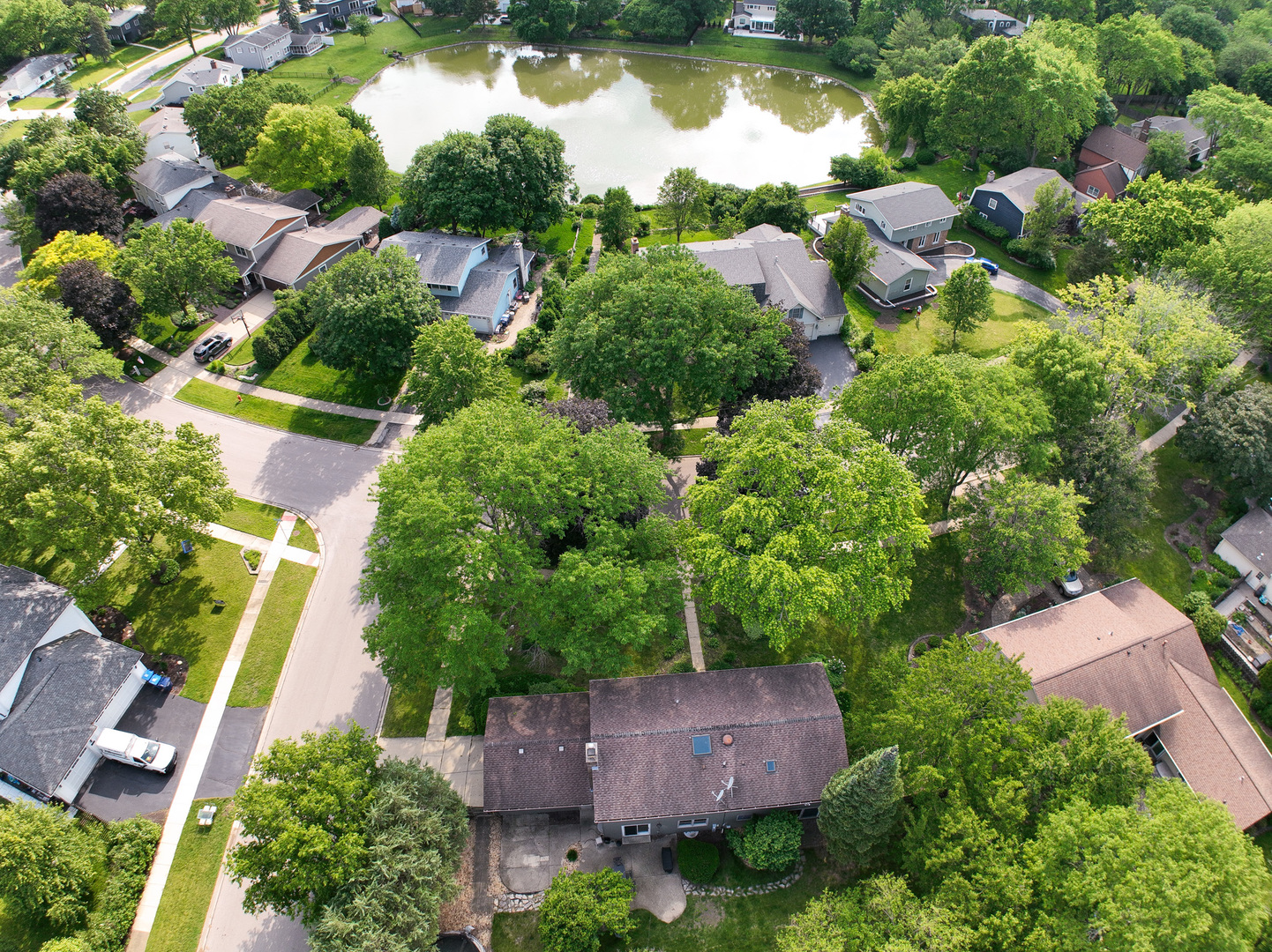 6S503 Bridlespur Drive, Naperville, IL 60540