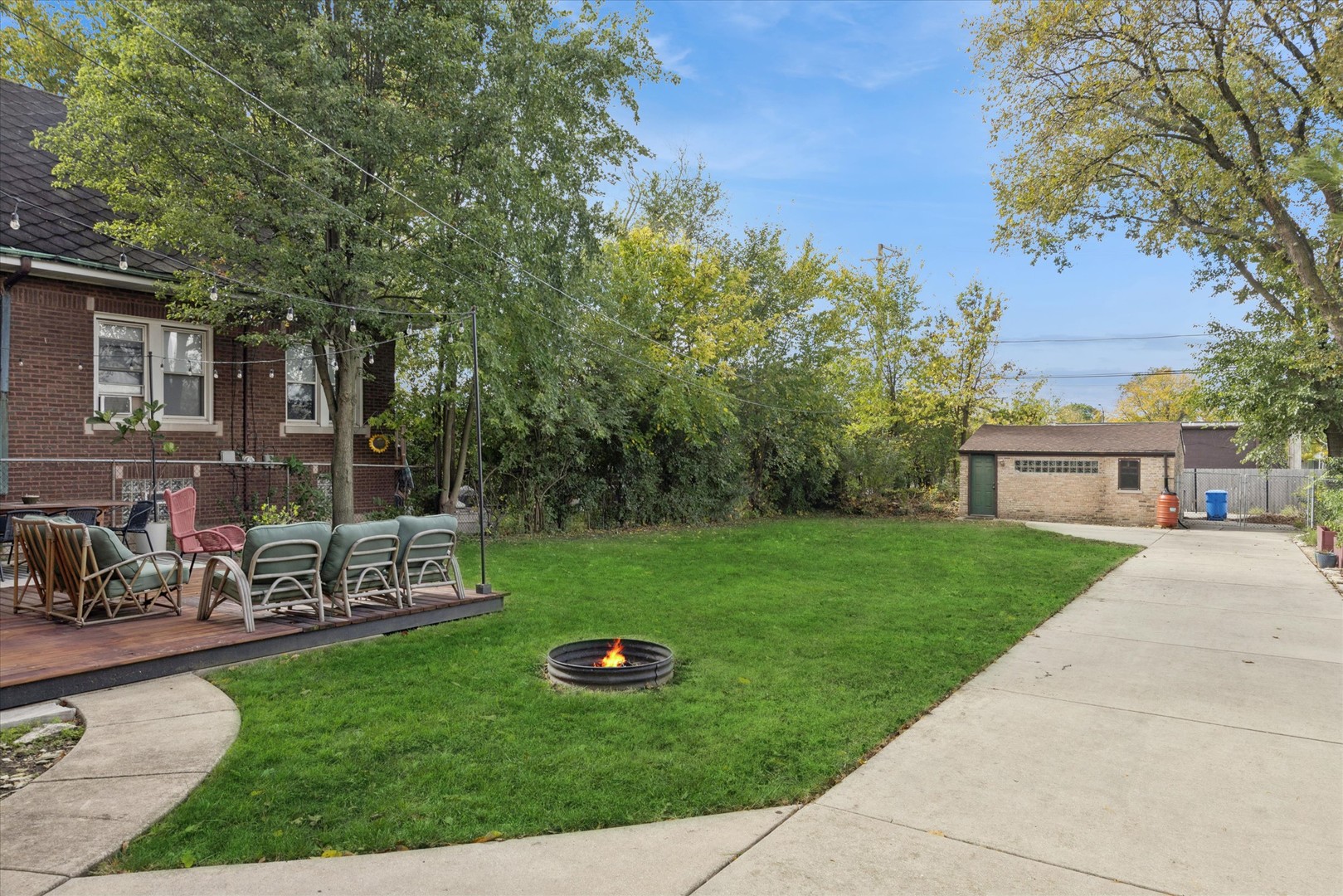 10148 S Oakley Avenue, Chicago, IL 60643