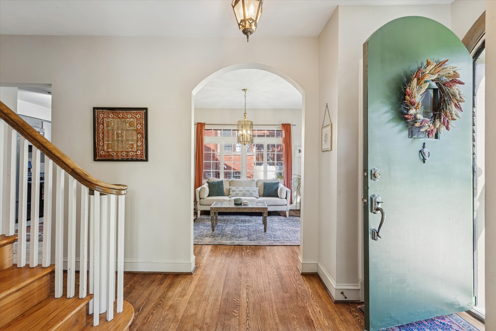 10148 S Oakley Avenue, Chicago, IL 60643