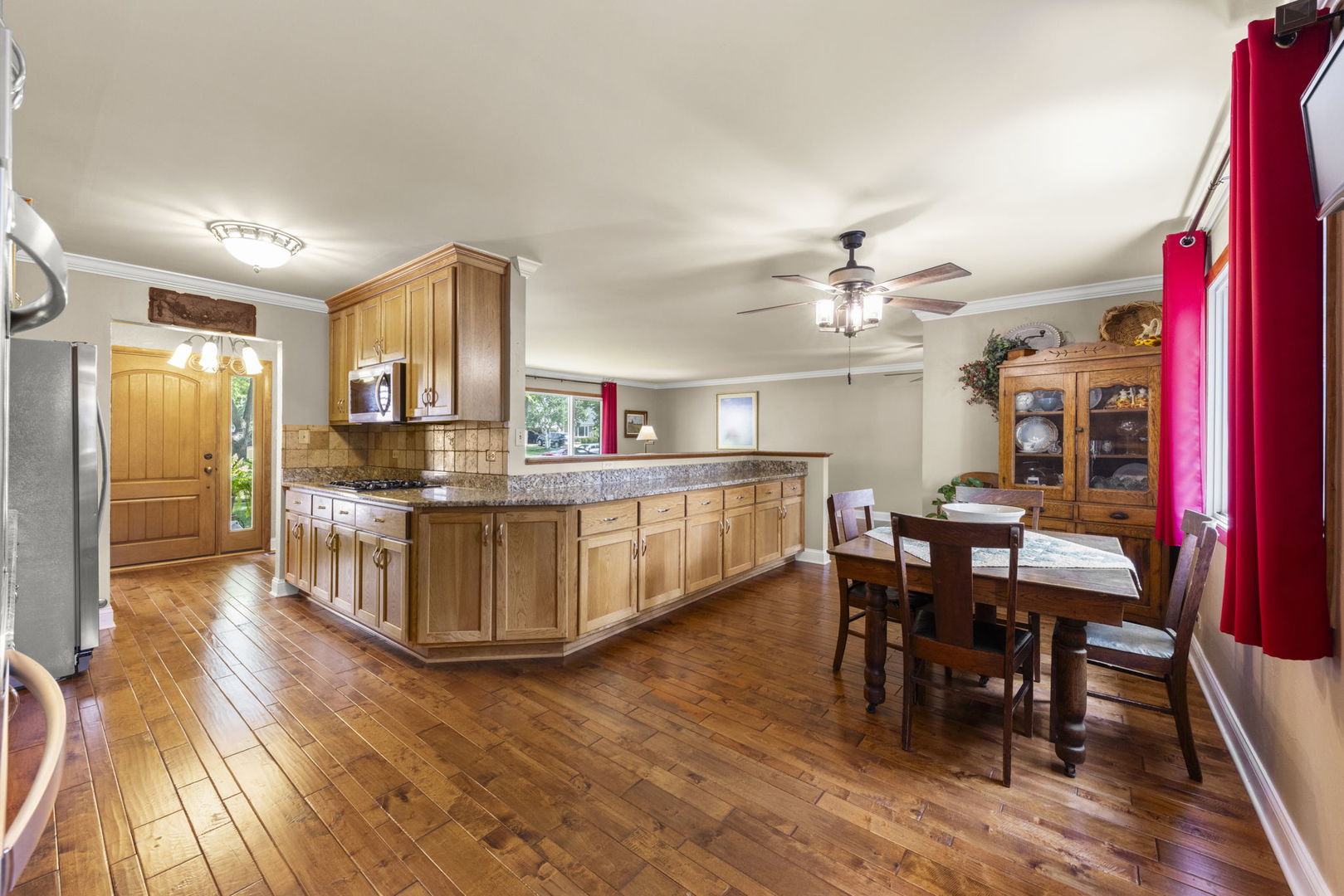 614 Bakewell Lane, Naperville, IL 60565