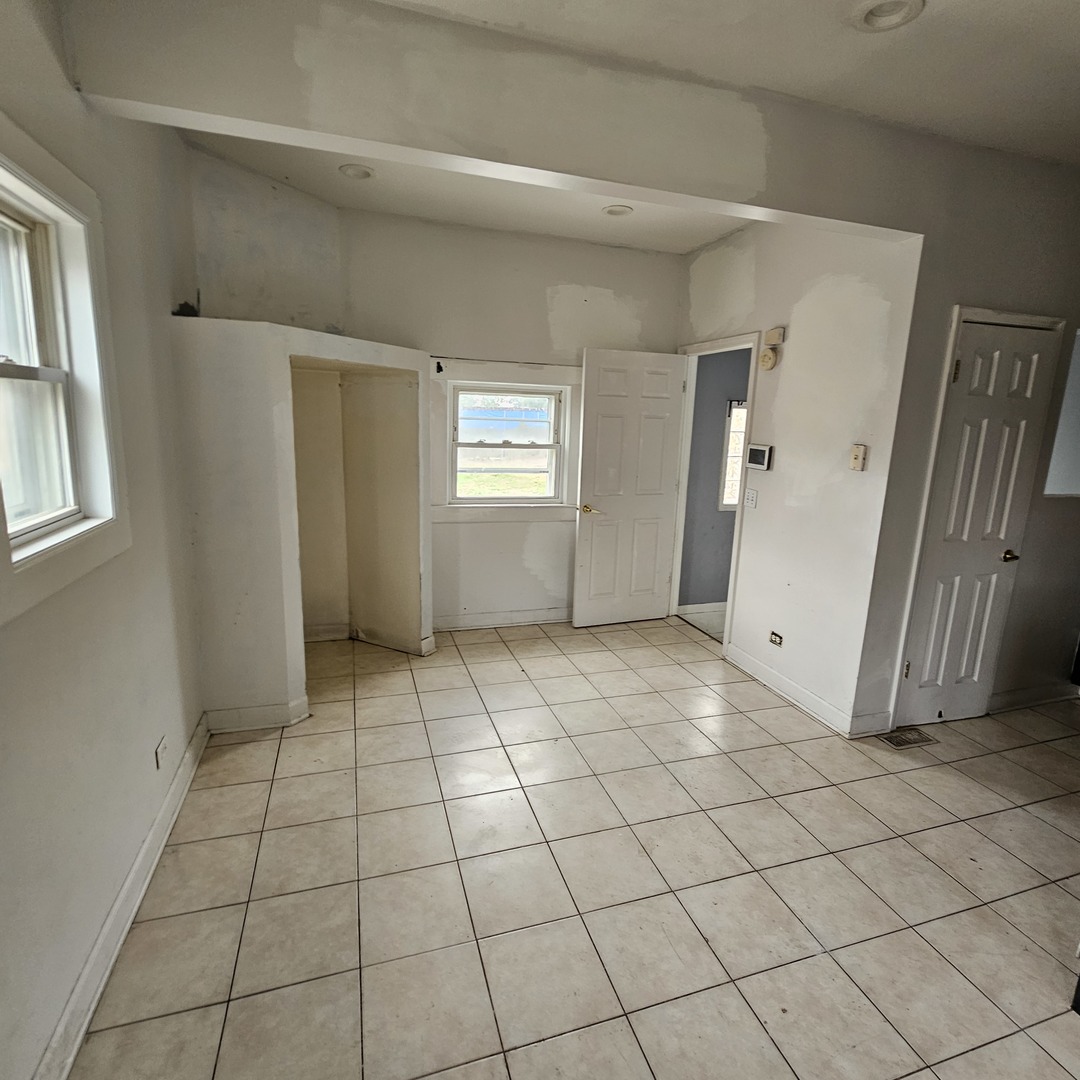 11353 W Grand Avenue, Melrose Park, IL 60164