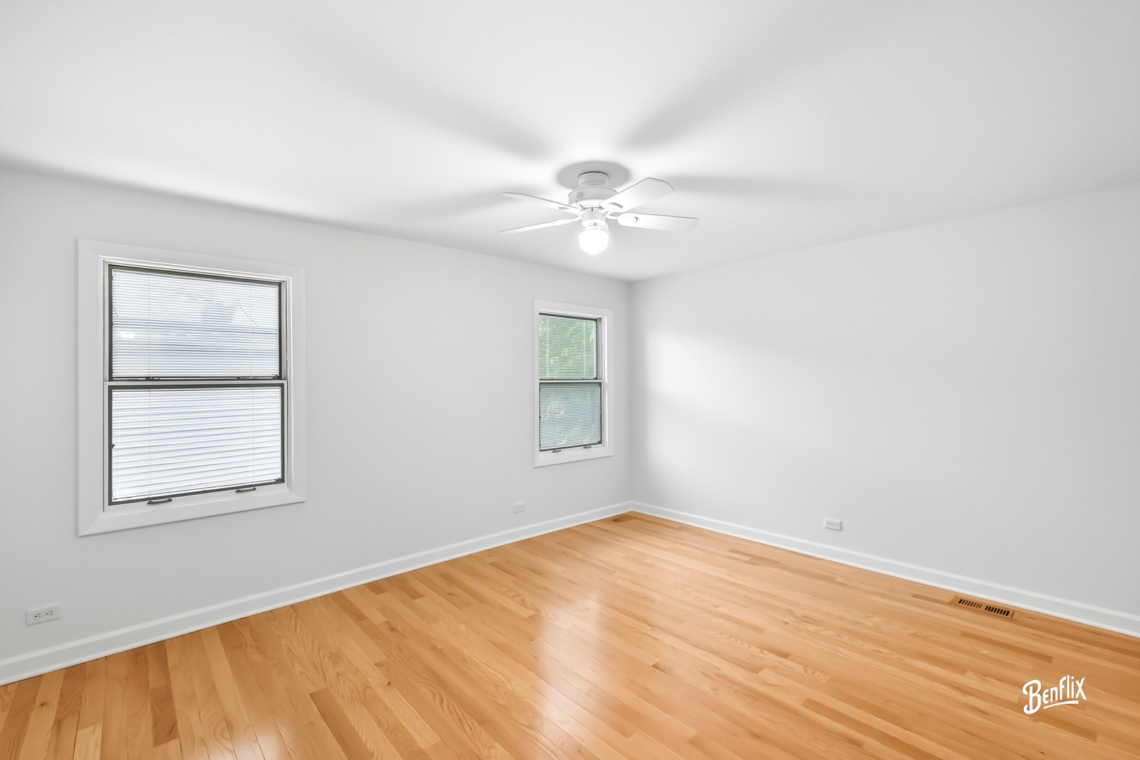 1118 Larraway Drive, Buffalo Grove, IL 60089