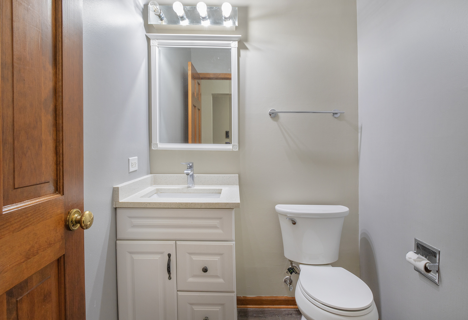 1134 S Parkside Drive, Palatine, IL 60067