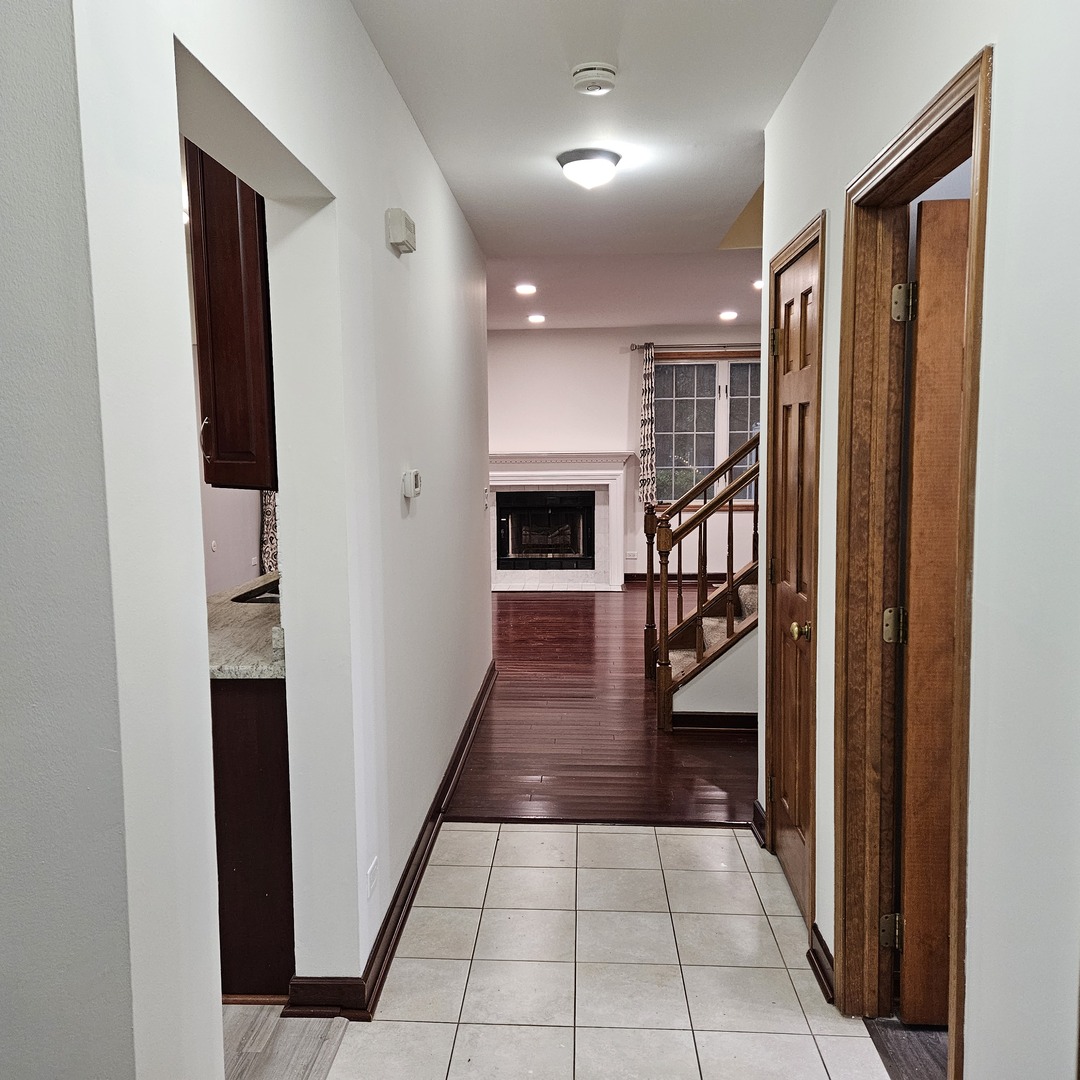 1134 S Parkside Drive, Palatine, IL 60067