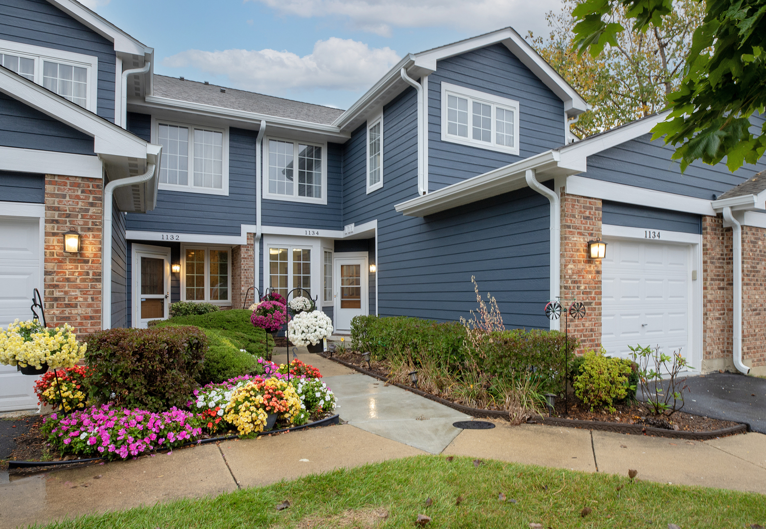 1134 S Parkside Drive, Palatine, IL 60067