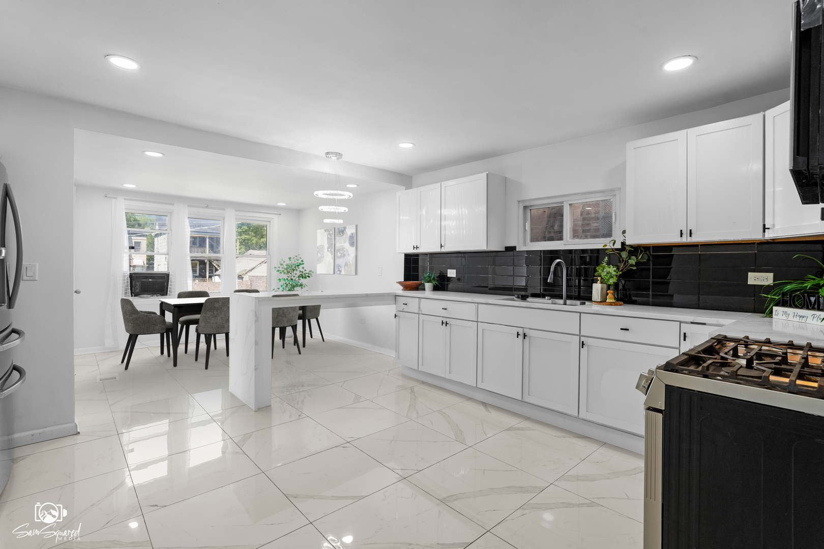 5636 S Carpenter Street, Chicago, IL 60621