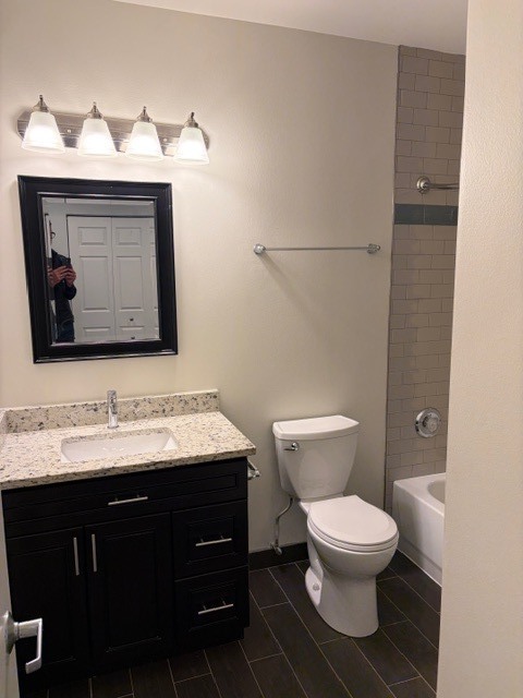 625 Deerfield Road #402, Deerfield, IL 60015