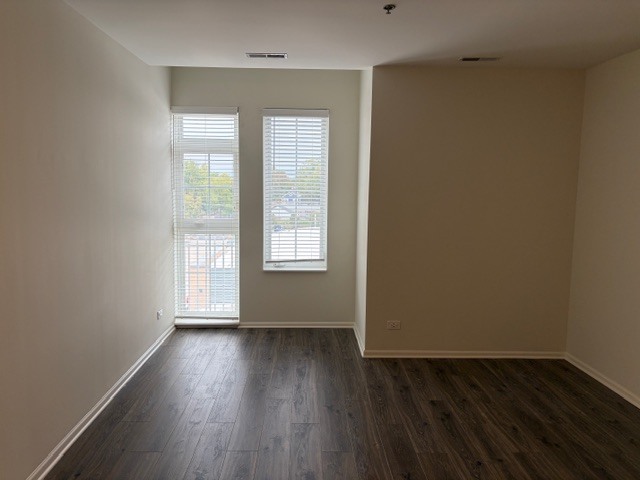 625 Deerfield Road #402, Deerfield, IL 60015