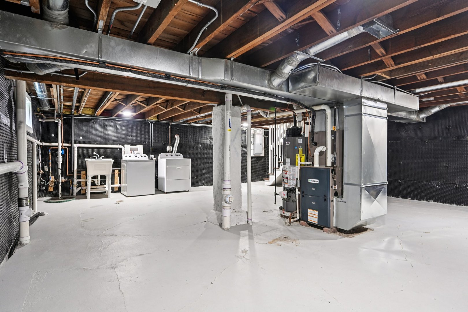 325 4th Street, Waukegan, IL 60085