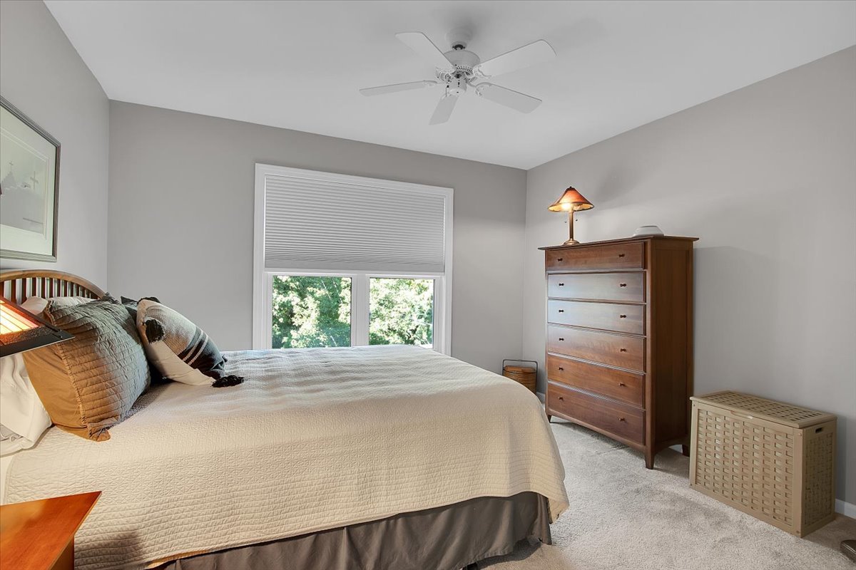 959 N Brainard Street, Naperville, IL 60563