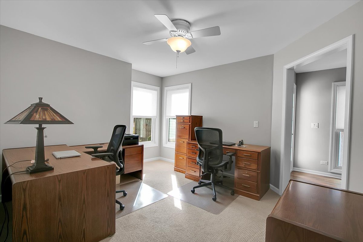 959 N Brainard Street, Naperville, IL 60563