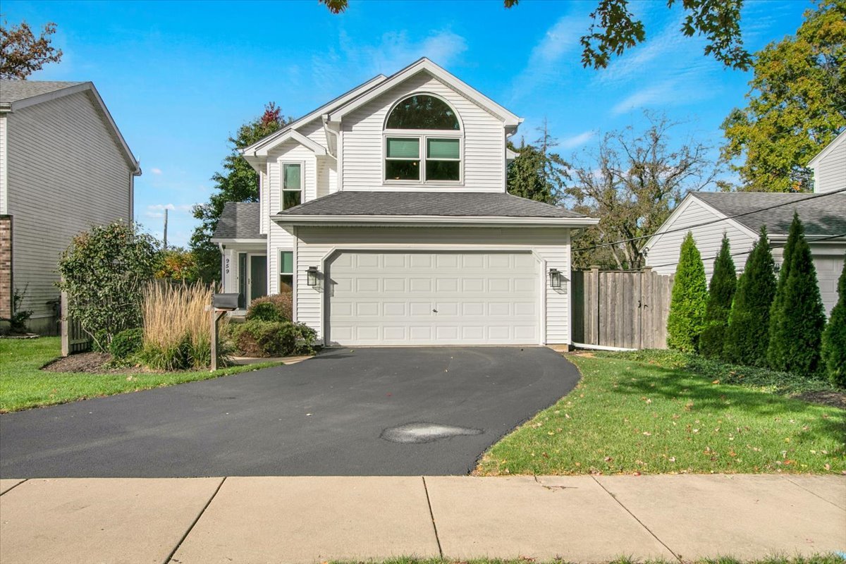 959 N Brainard Street, Naperville, IL 60563