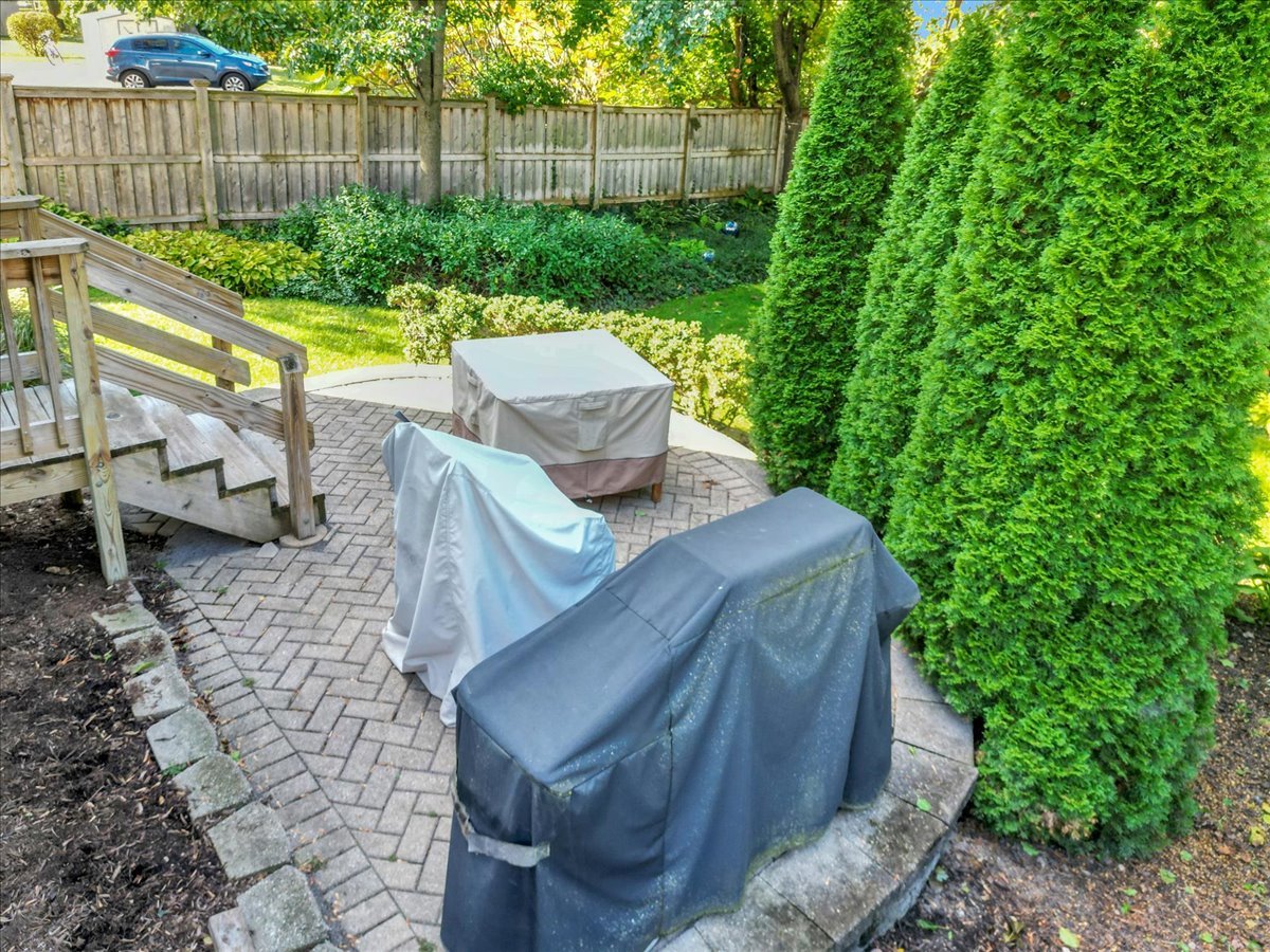 959 N Brainard Street, Naperville, IL 60563