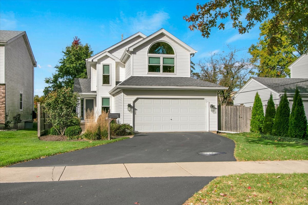 959 N Brainard Street, Naperville, IL 60563