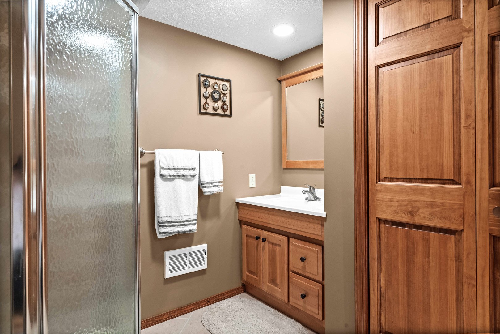 111 Donner Court, Heyworth, IL 61745