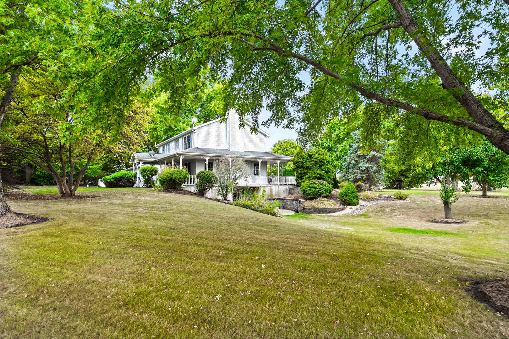 111 Donner Court, Heyworth, IL 61745