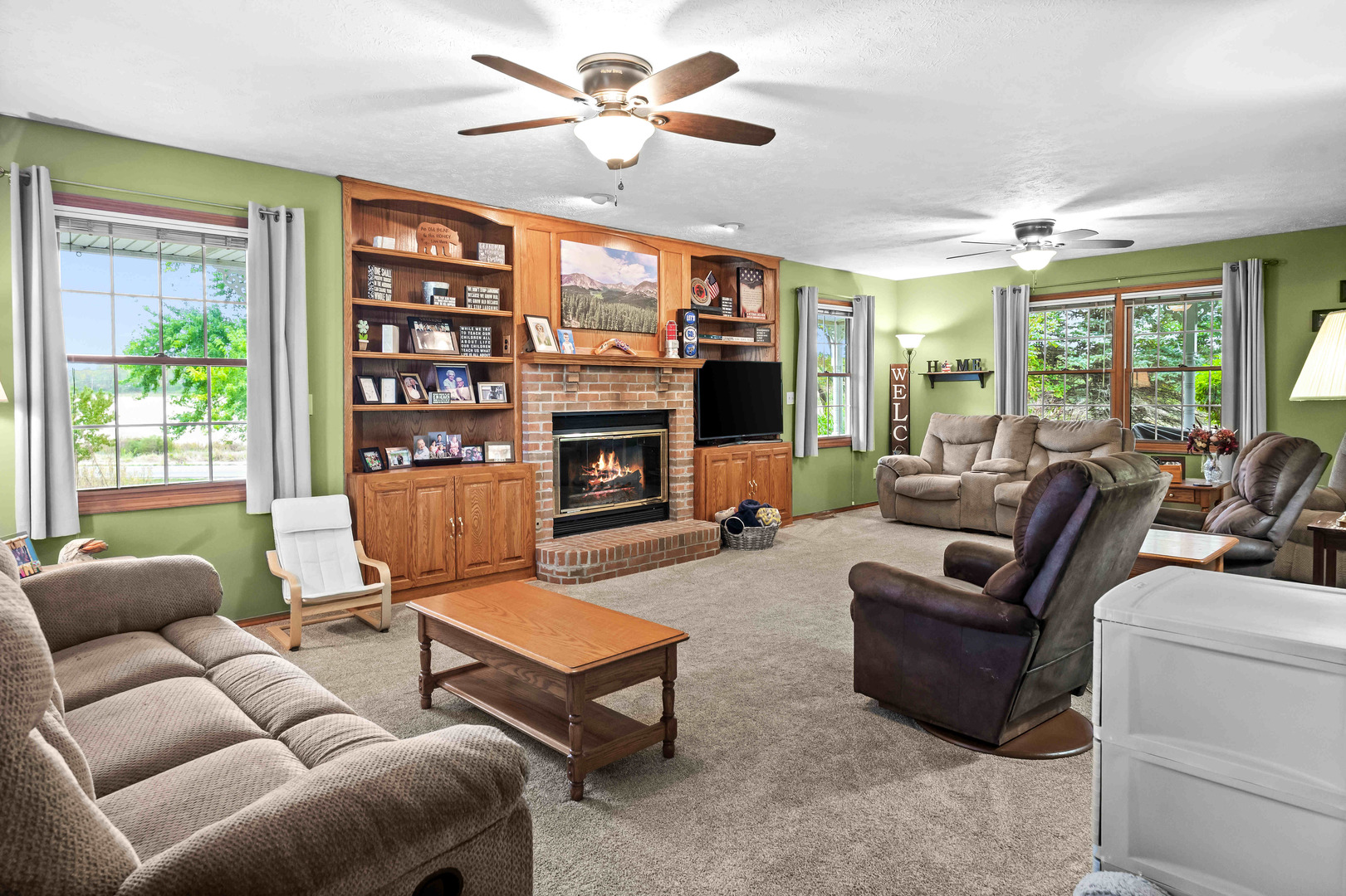 111 Donner Court, Heyworth, IL 61745