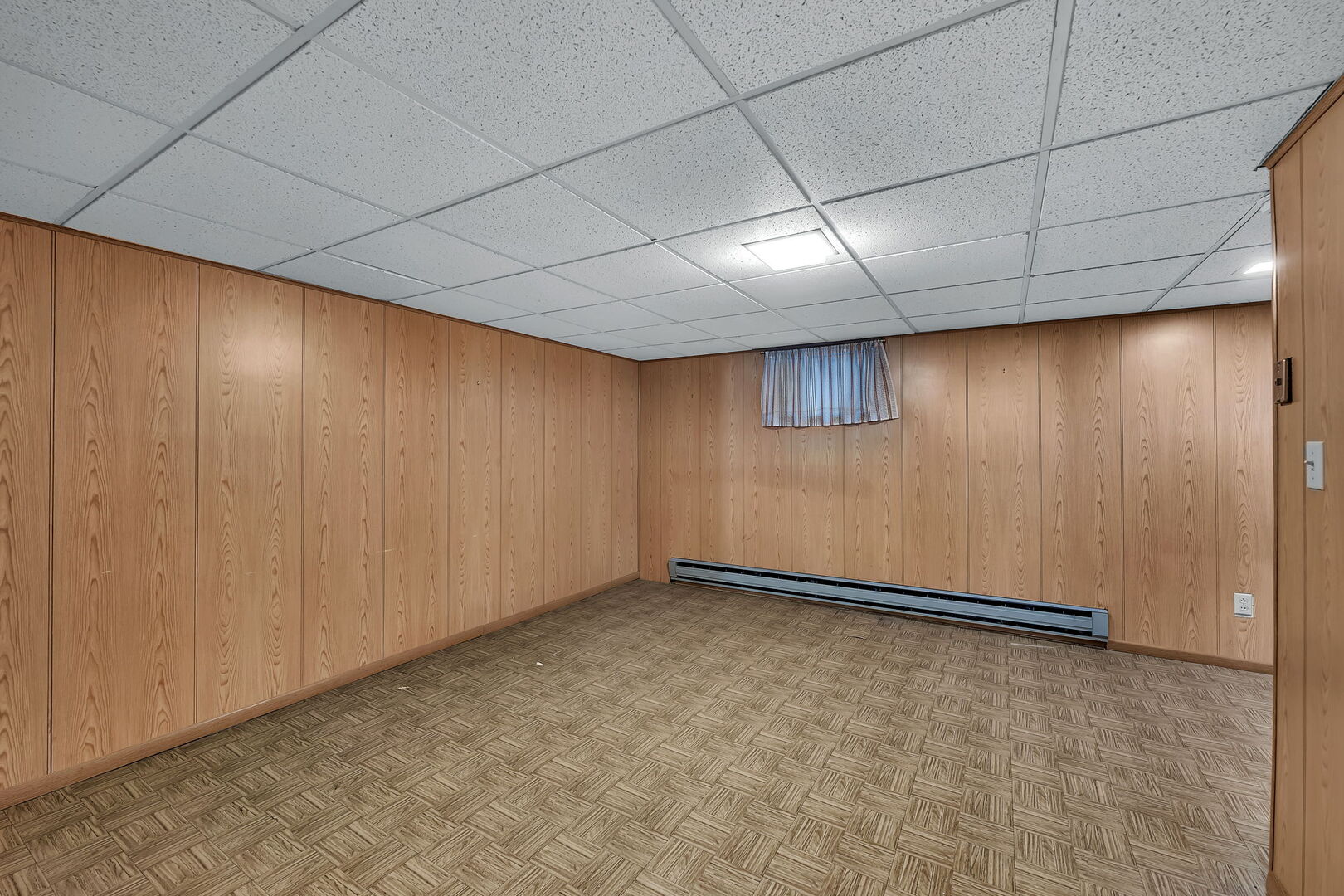 613 E 3rd Street #4, Lockport, IL 60441