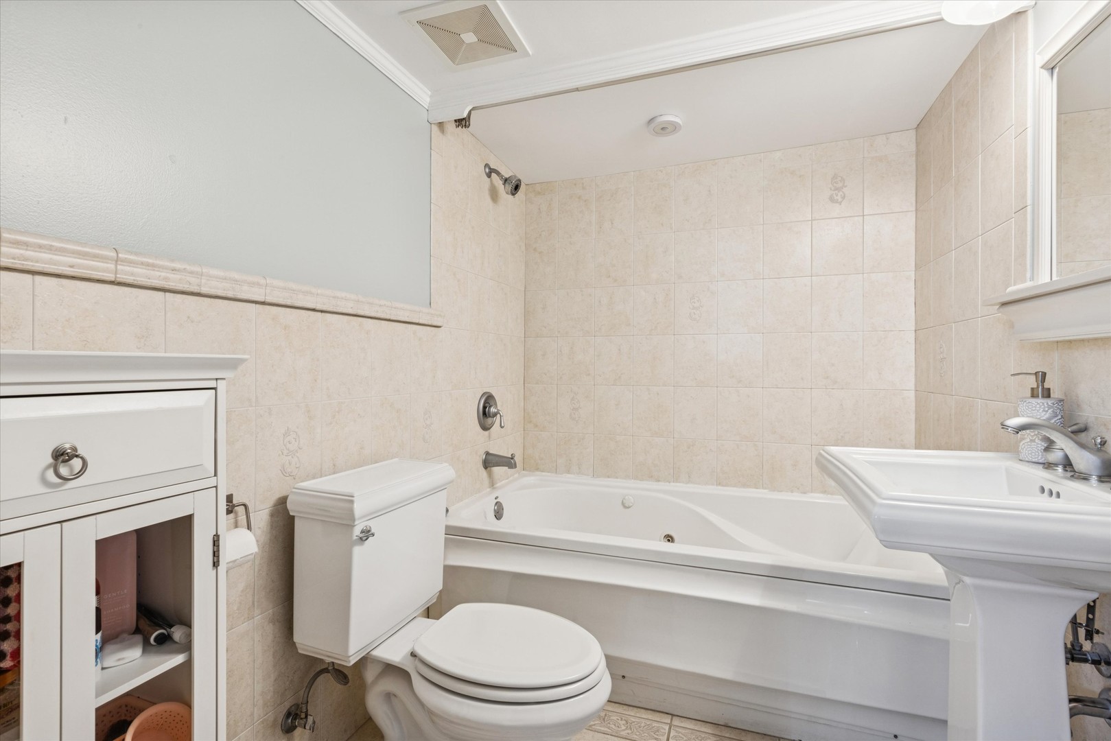 991 S Swain Avenue, Elmhurst, IL 60126