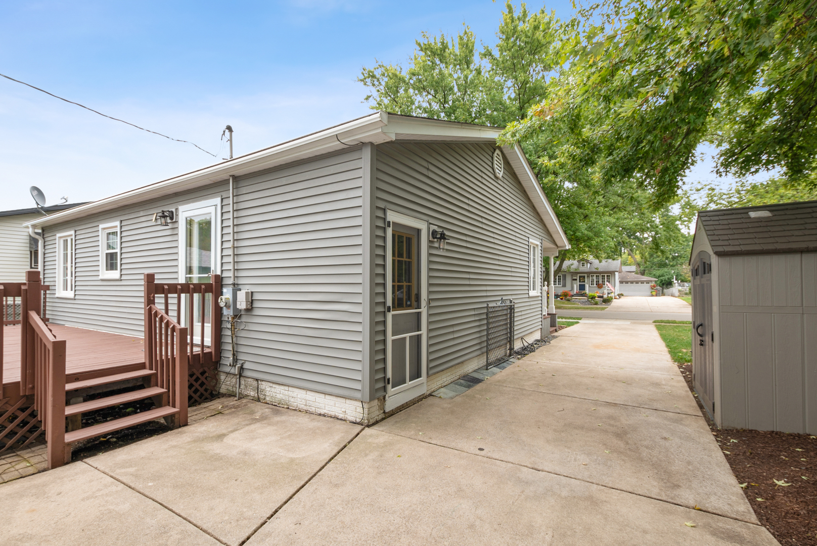 8818 Fairway Drive, Orland Park, IL 60462