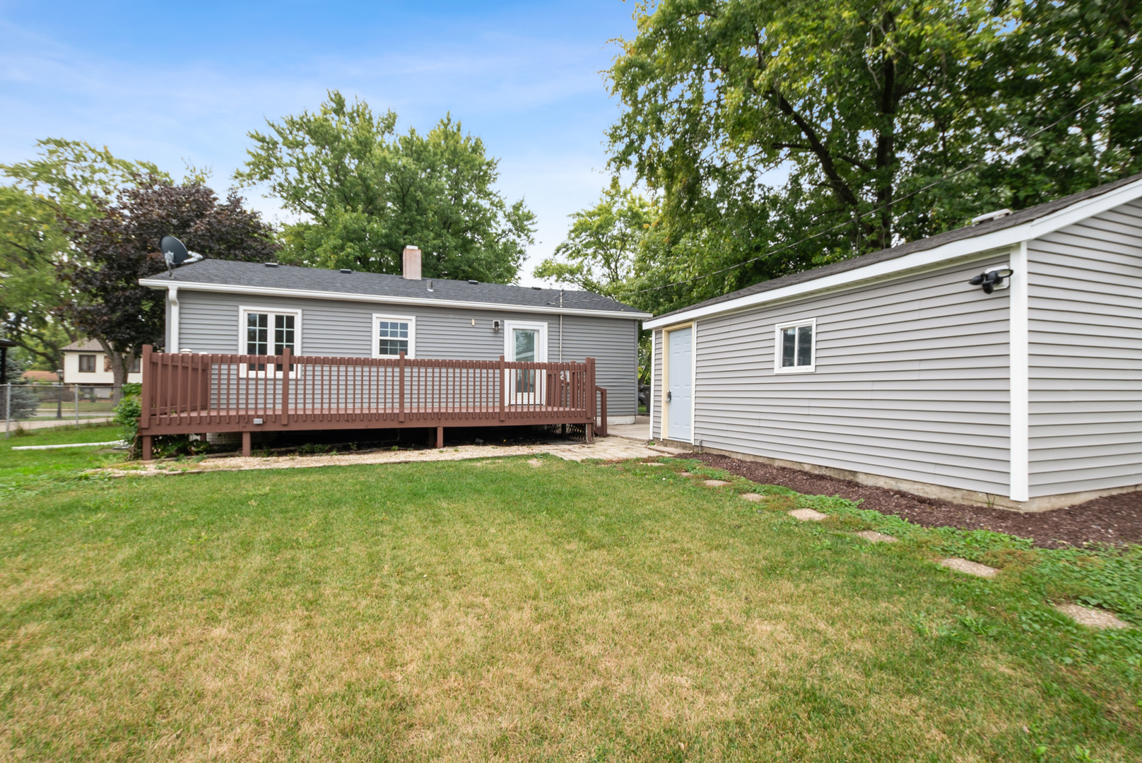 8818 Fairway Drive, Orland Park, IL 60462