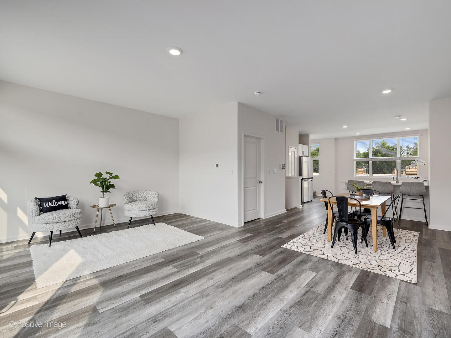 317 Summit Circle, Lombard, IL 60148