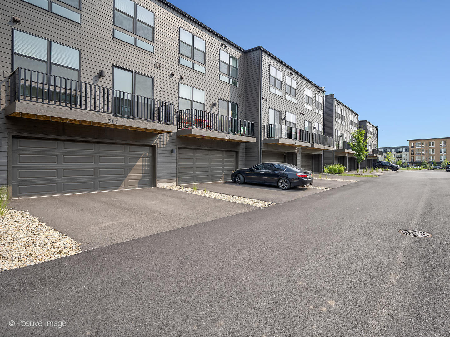 317 Summit Circle, Lombard, IL 60148